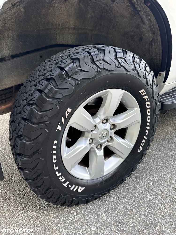 Toyota Land Cruiser LC 2.8 D-4D Prado - 24