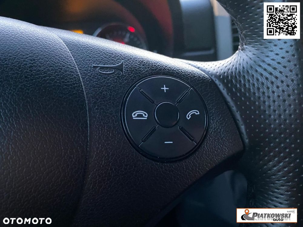 Mercedes-Benz Sprinter - 9