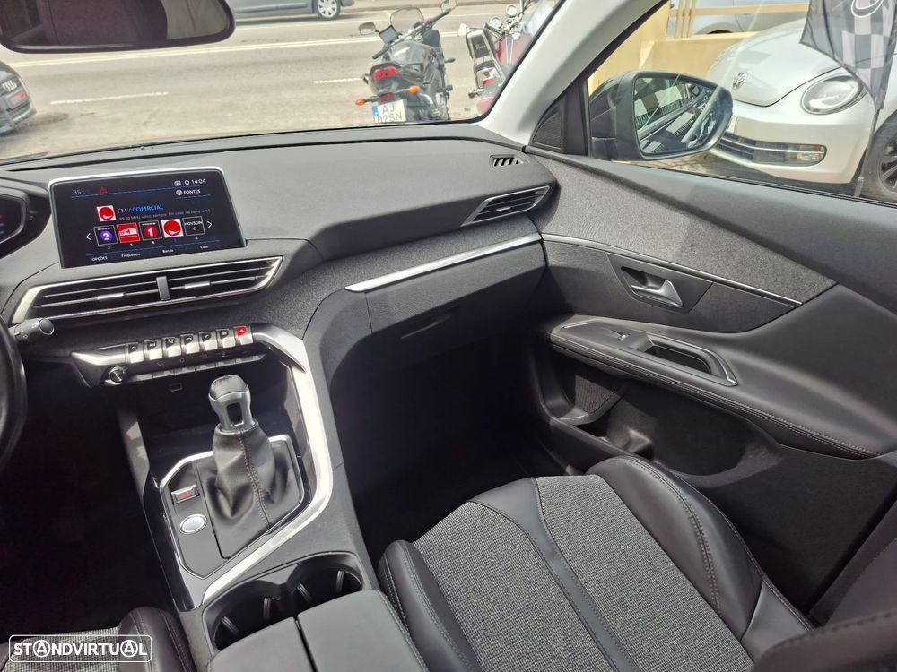 Peugeot 3008 PureTech 130 Stop & Start Allure - 31