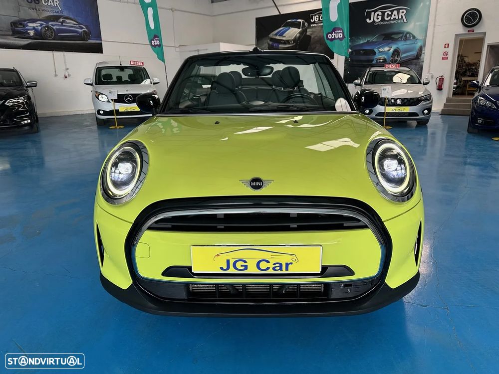 MINI Cabrio Cooper Auto - 11