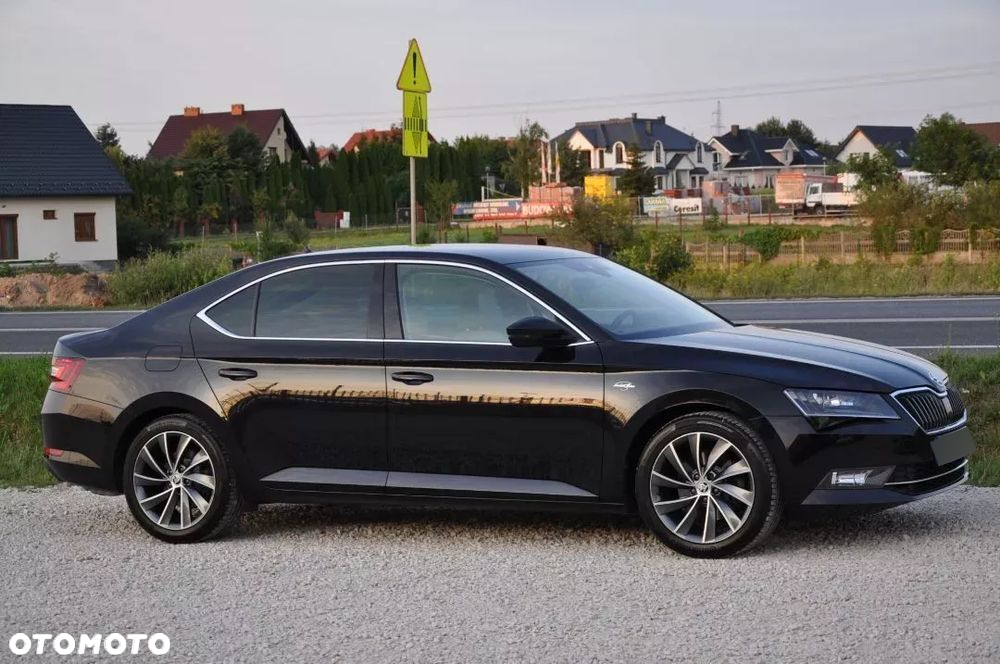 Skoda Superb 2.0 TSI L&K DSG - 33