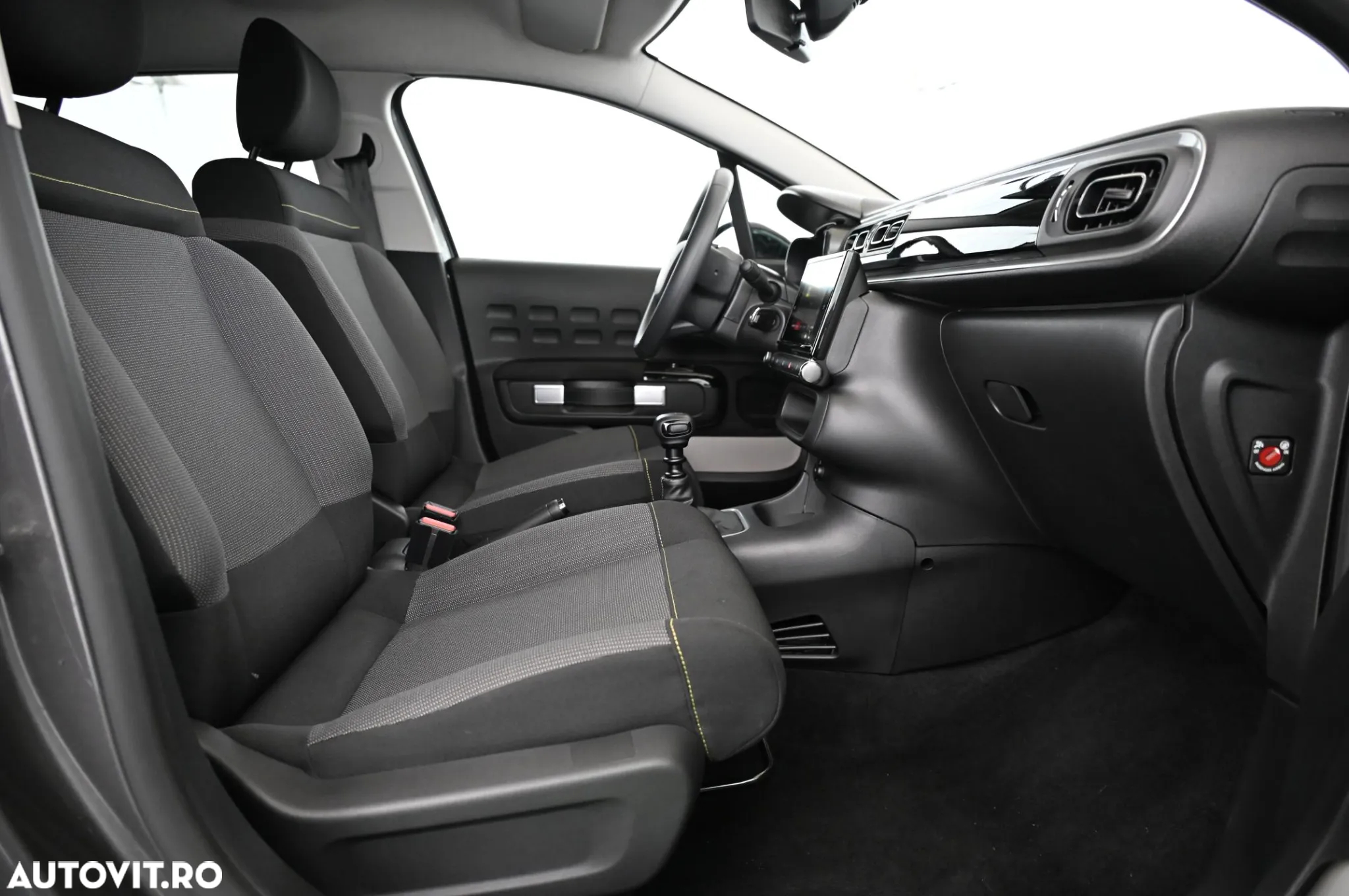 Citroën C3 Pure Tech 110 S&S SHINE - 25