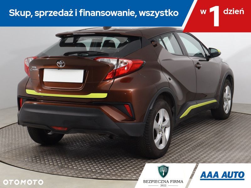 Toyota C-HR - 6