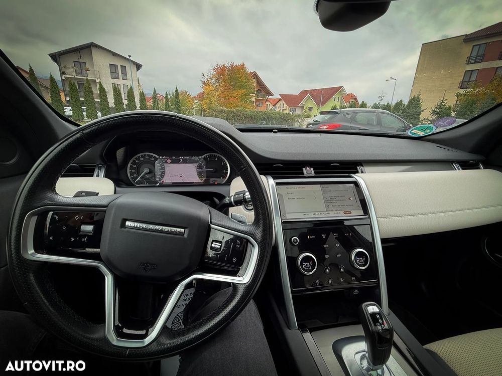 Land Rover Discovery Sport 1.5 P300e R-Dynamic PHEV SE - 11