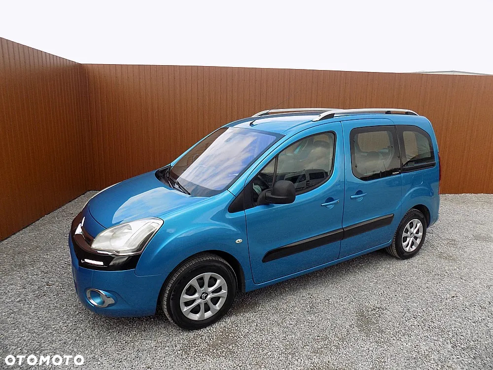 Citroën Berlingo Multispace e-HDi 90 FAP EGS6 Exclusive - 30