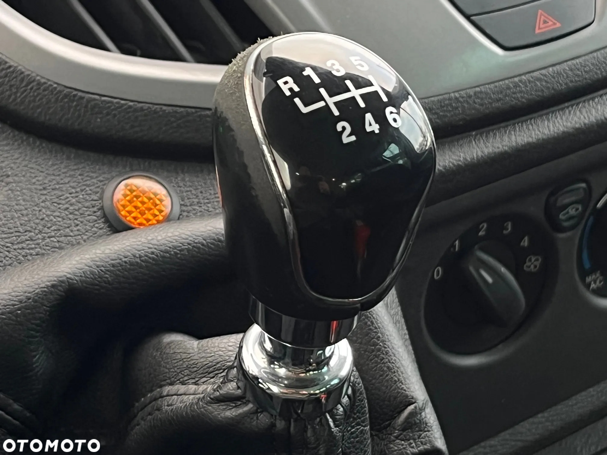 Ford Transit - 33