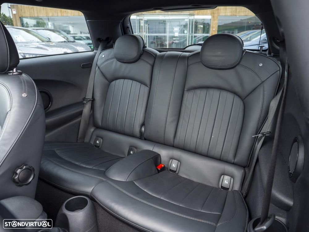 MINI 3 Portas Cooper SE Yours - 29