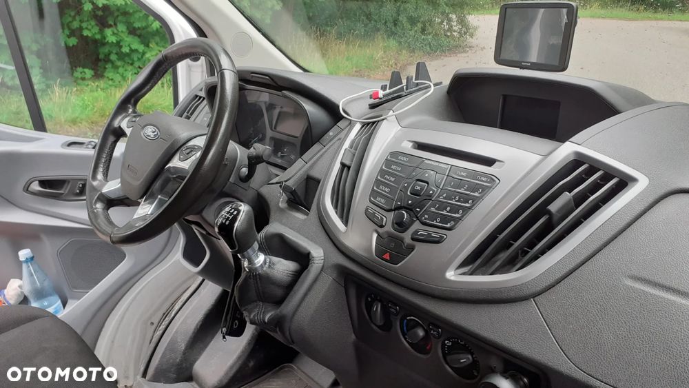 Ford Transit - 23