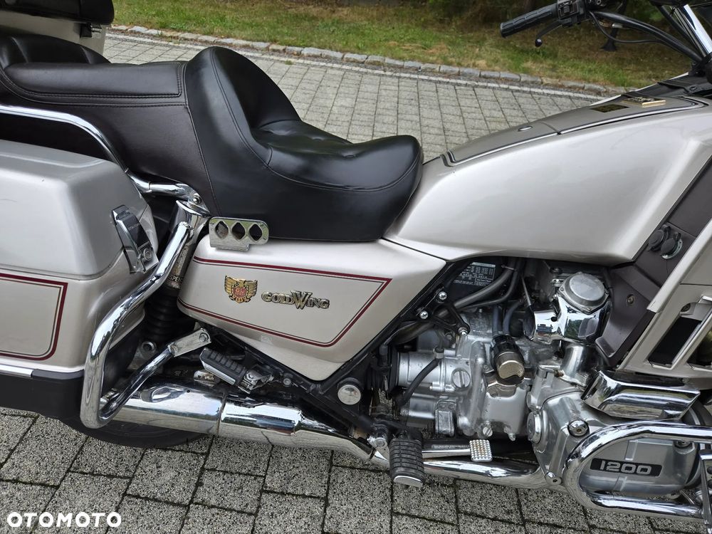 Honda GL - 30