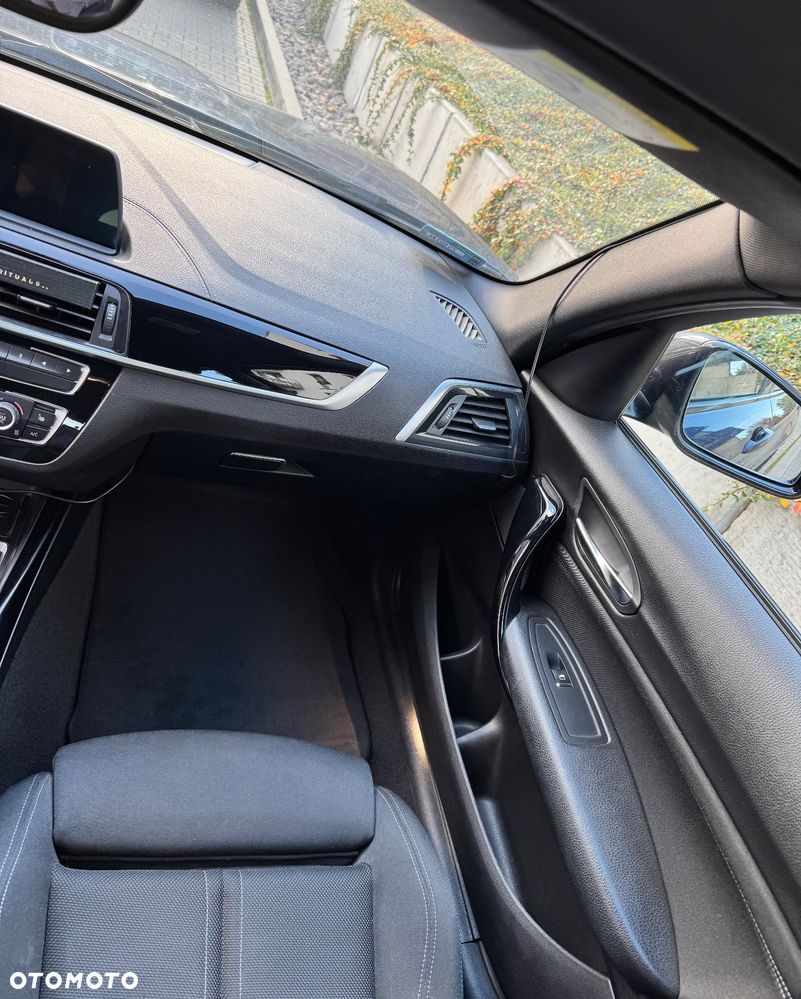 BMW Seria 1 118d Sport Line Shadow - 21