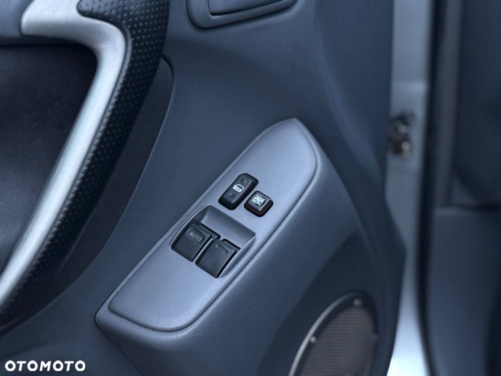 Toyota RAV4 4x2 - 15