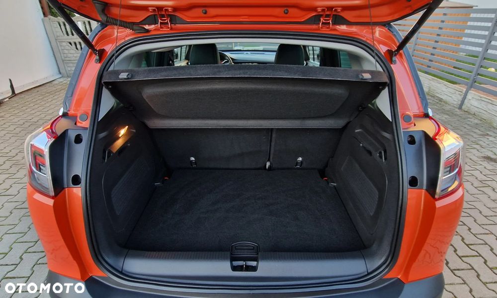 Opel Crossland X 1.2 T Design Line S&S - 23