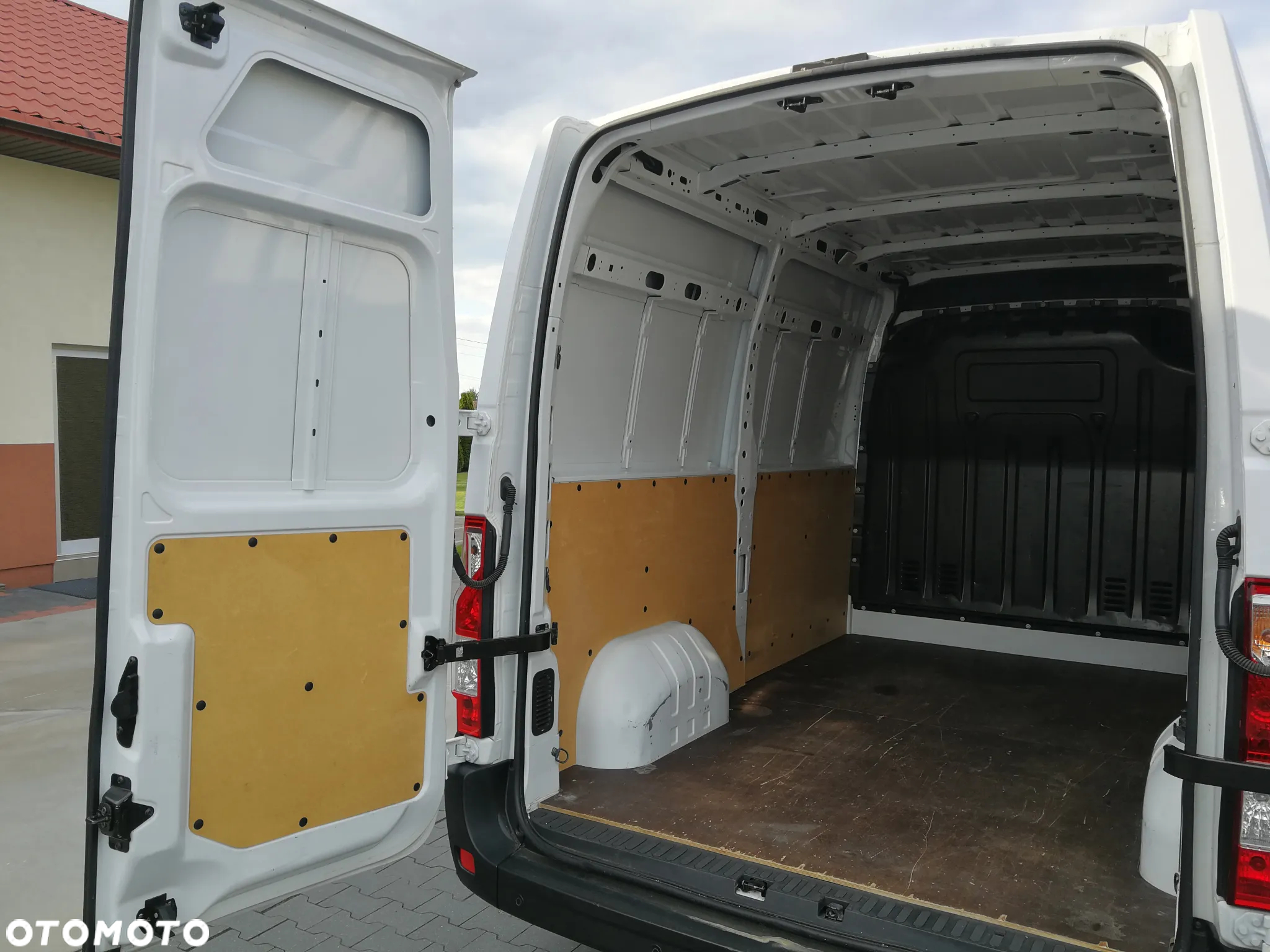 Renault Master - 10