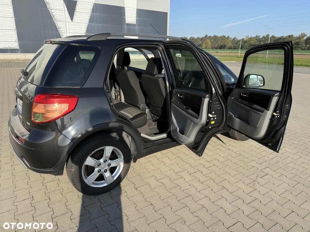 Suzuki SX4