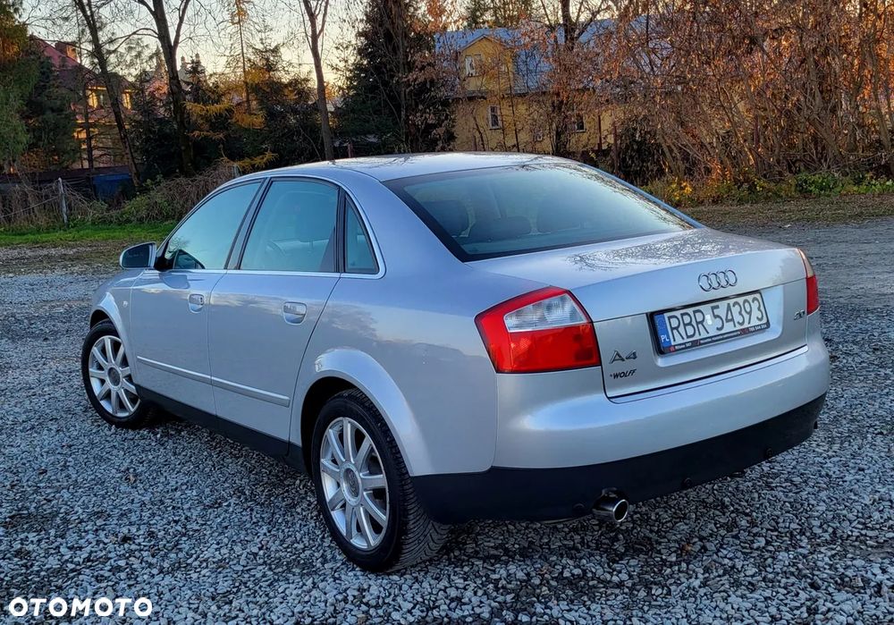Audi A4 Avant - 6