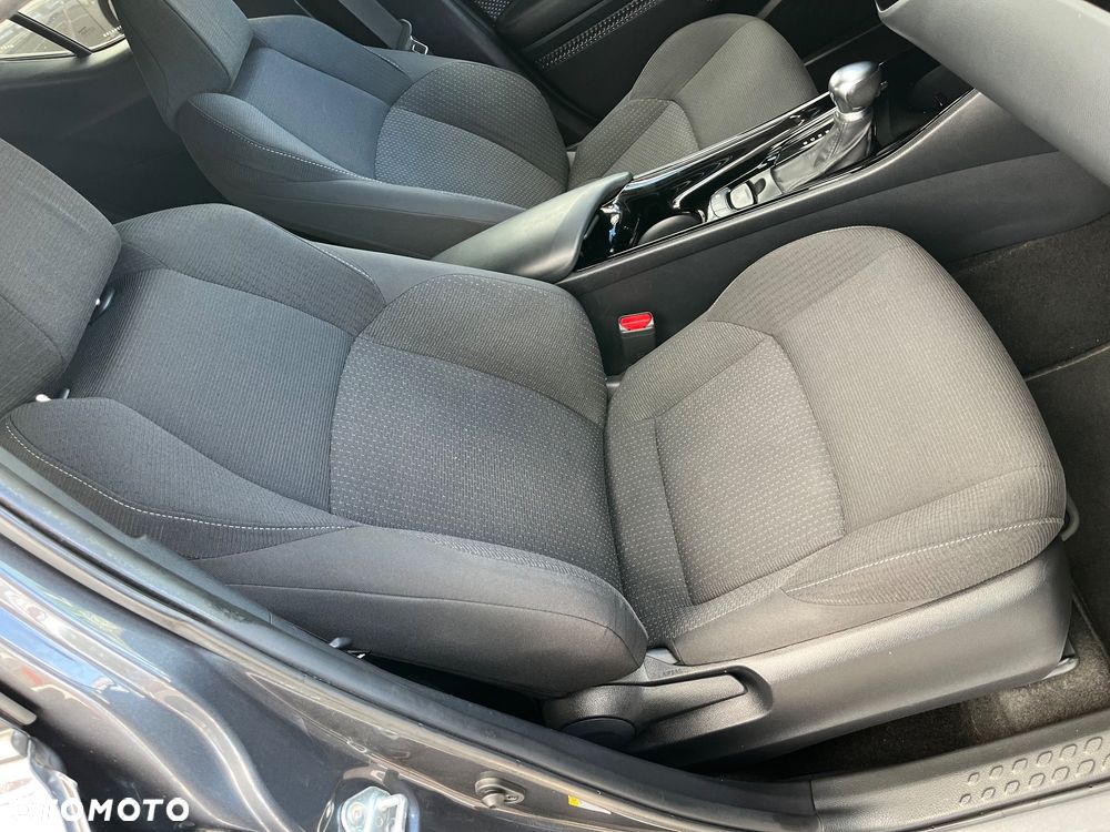 Toyota C-HR Flow - 35
