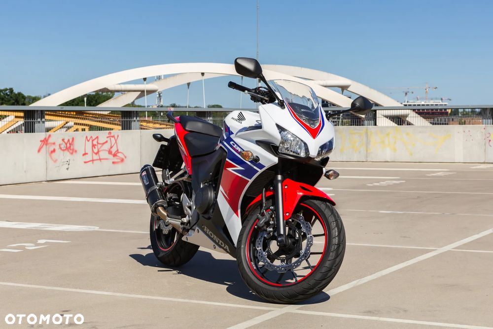 Honda CBR - 2