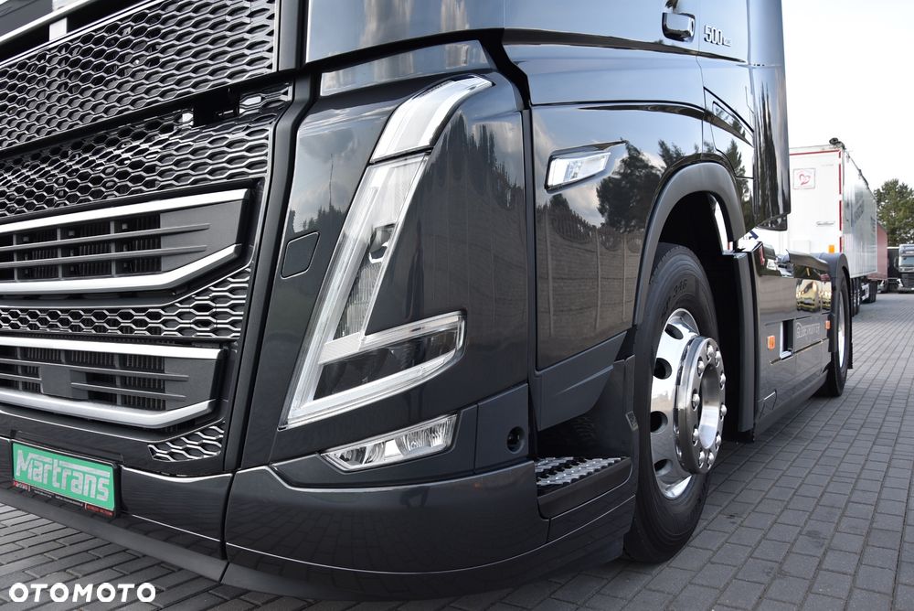 Volvo FH5 500 I-SAVE / GLOBETROTTER XL / FULL-LED / KLIMA POSTOJOWA / NAWIGACJA / KAMERY / TV / FULL OPCJA / LAKIER METALIC / ALUFELGI /SALON PL ! ! ! - 10