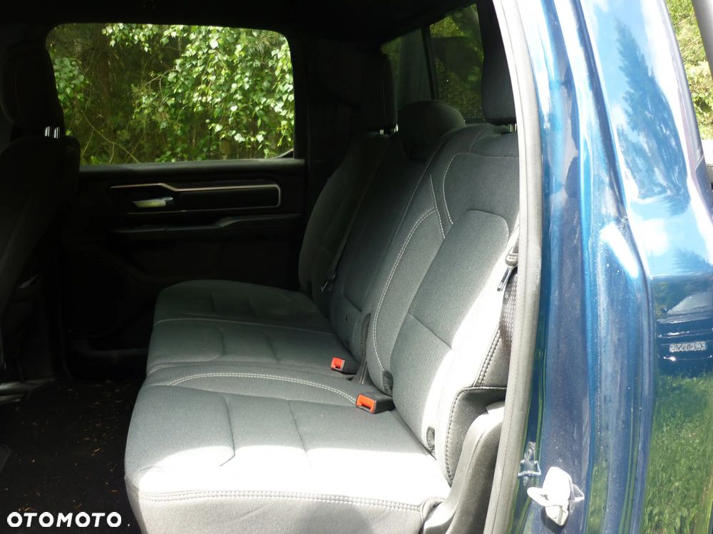 Dodge RAM 5.7 4x4 - 10