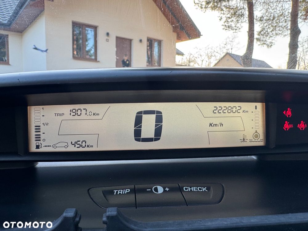 Citroën C4 1.6 16V Magic - 10