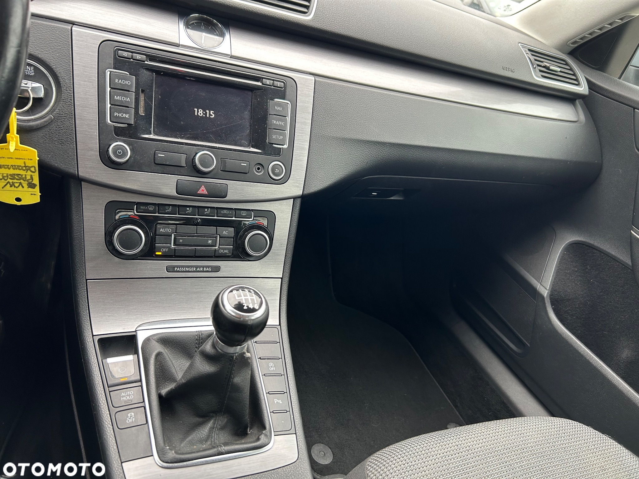Volkswagen Passat - 8
