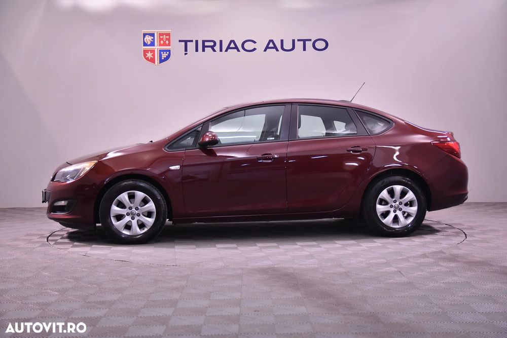 Opel Astra - 2