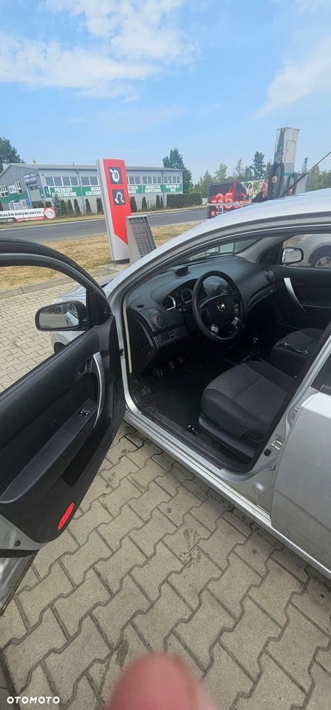 Chevrolet Aveo 1.2 16V Base - 6