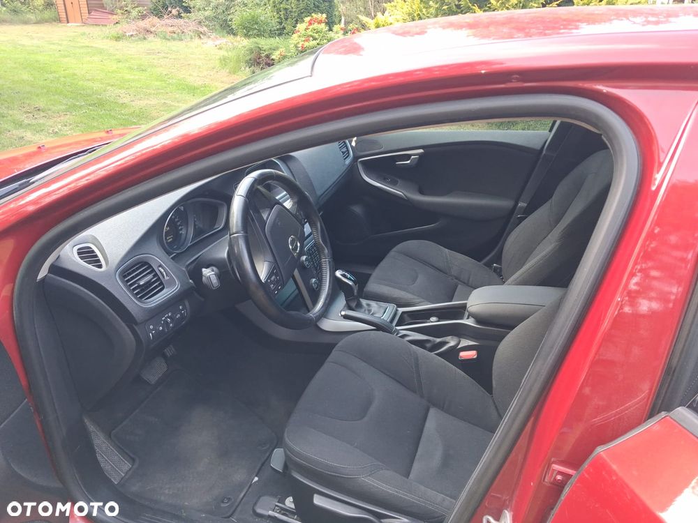 Volvo V40 D2 Geartronic Momentum - 14