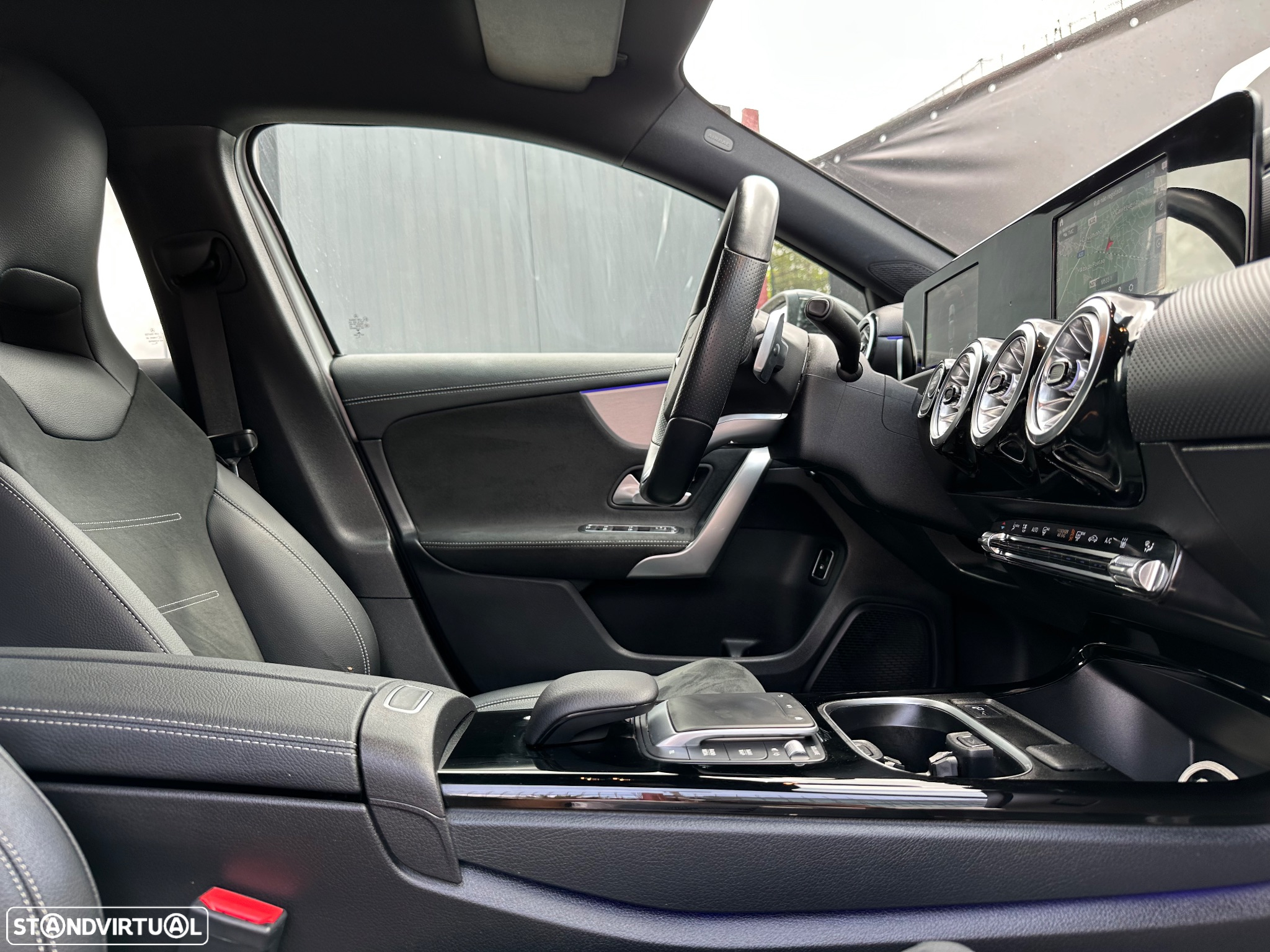 Mercedes-Benz A 250 e AMG Line - 9
