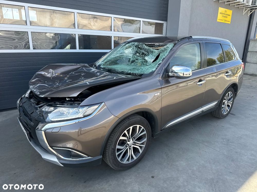 Mitsubishi Outlander 2.0 City Style 2WD - 6