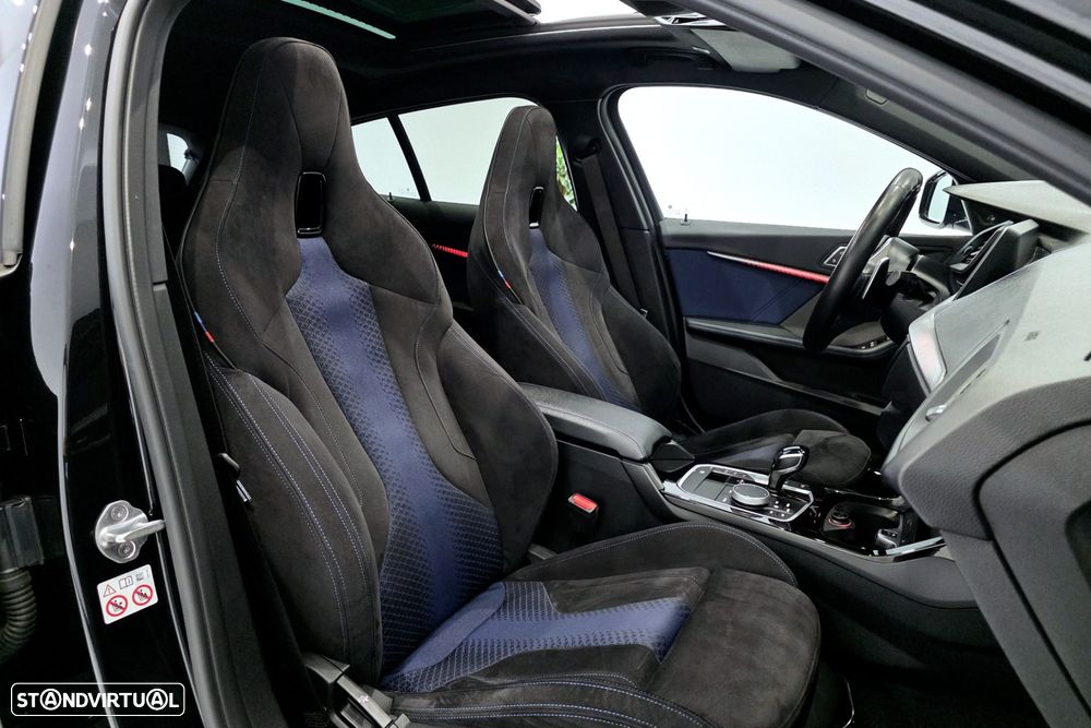 BMW M135i xDrive - 11