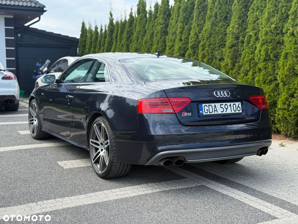 Audi S5 Coupé - 2
