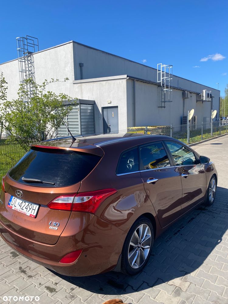 Hyundai i30 1.6 CRDi Premium - 16