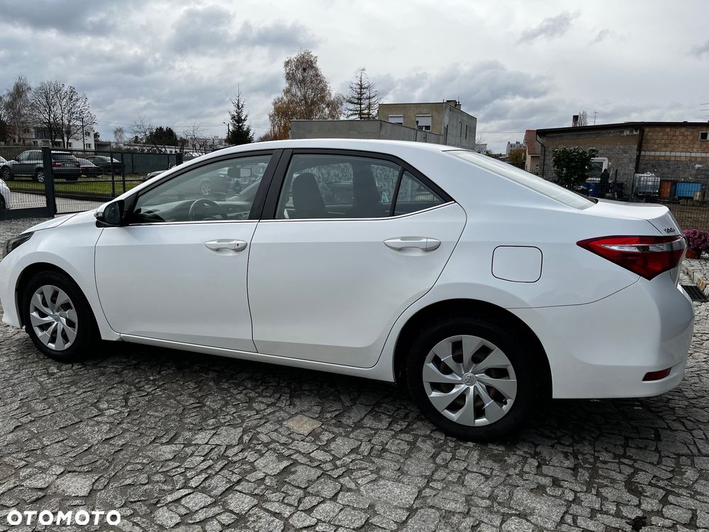 Toyota Corolla 1.6 Active - 4