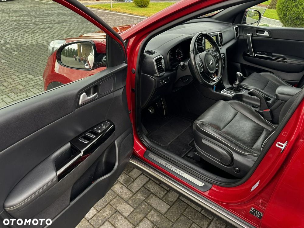 Kia Sportage - 16