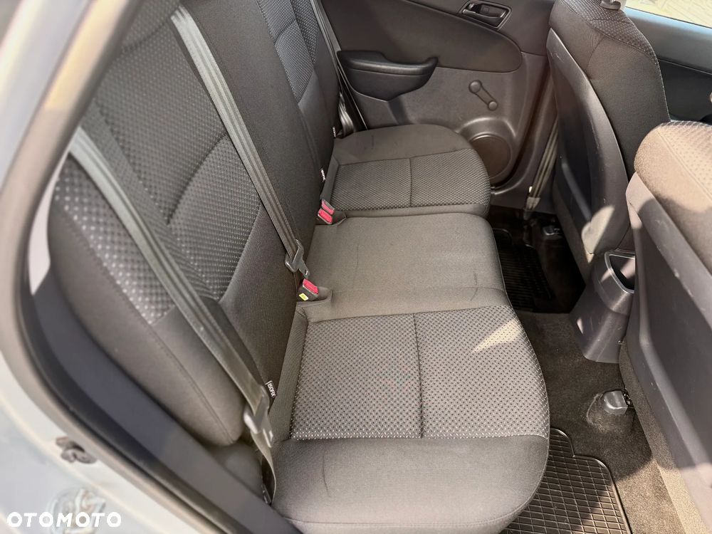 Hyundai i30 1.4 Blue Classic - 19