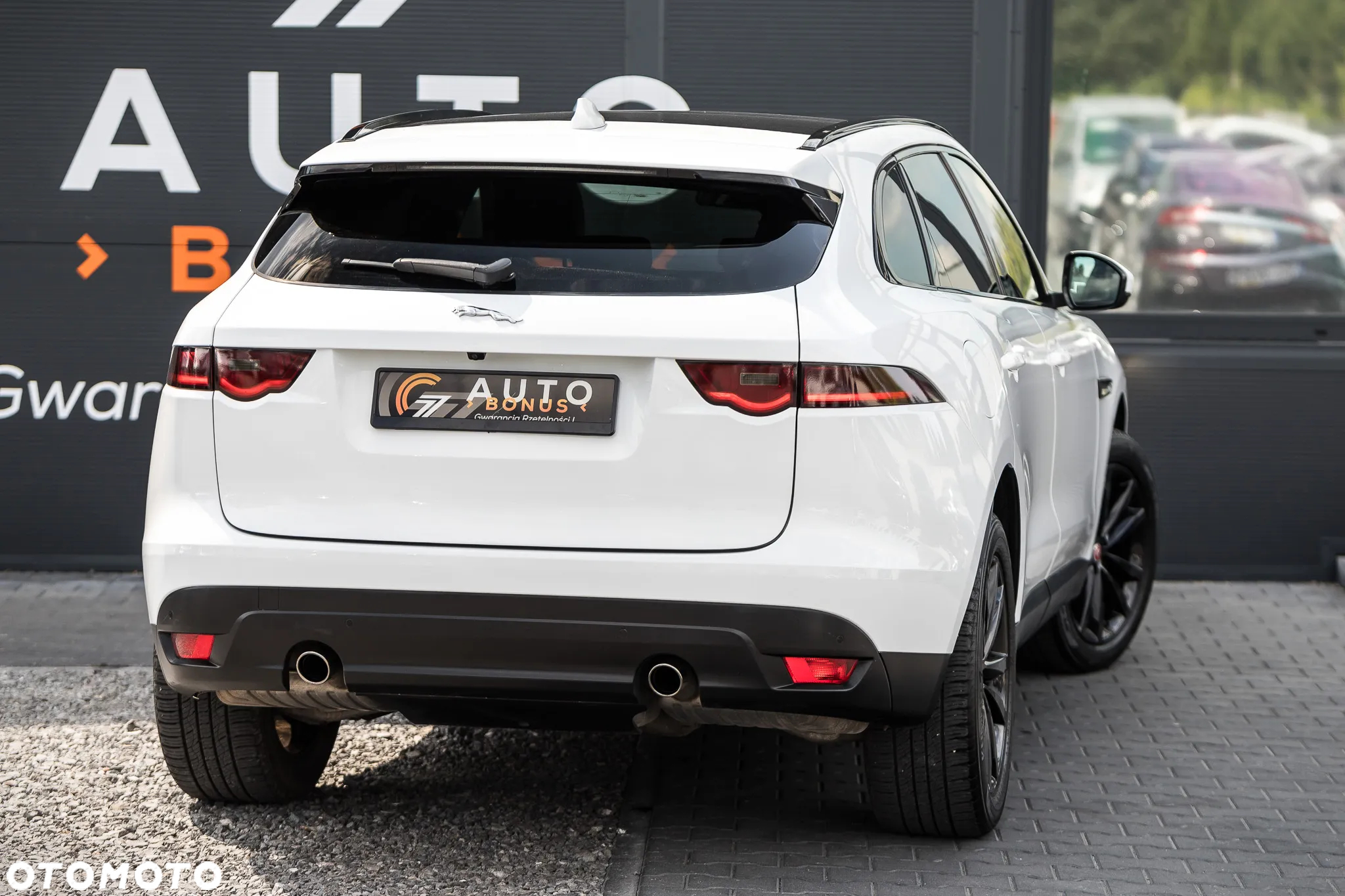 Jaguar F-Pace 2.0 i4D AWD Prestige - 10