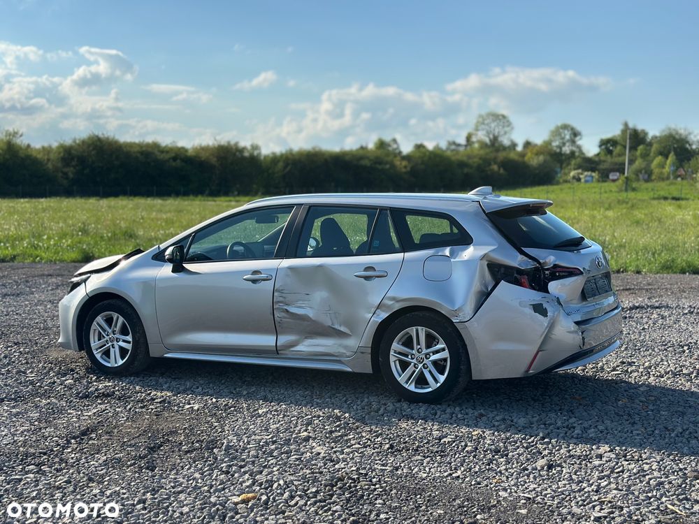 Toyota Corolla - 10