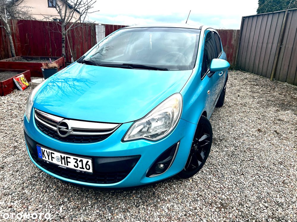 Opel Corsa 1.4 16V Color Edition - 2