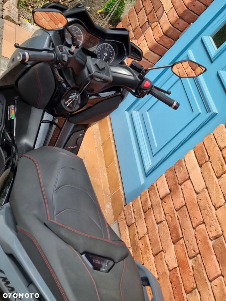 Yamaha X-max - 11