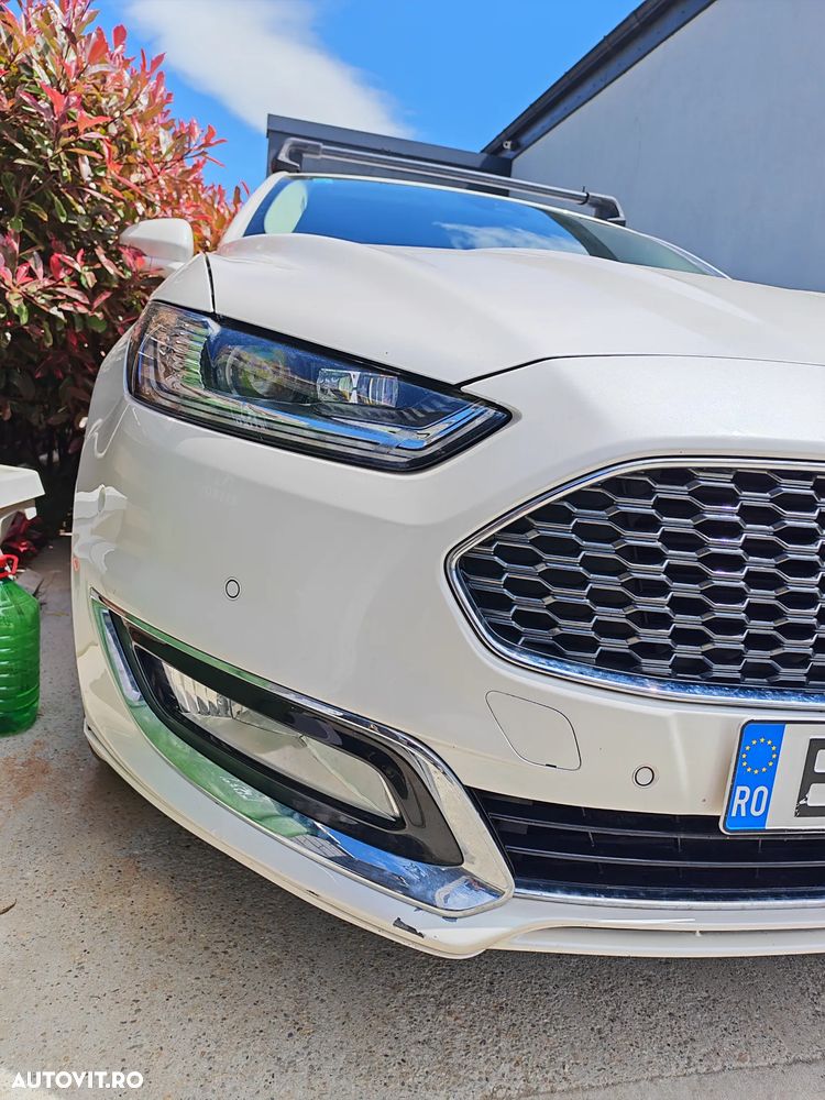 Ford Mondeo 2.0 HEV Vignale - 2