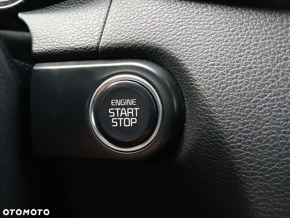 Kia ProCeed 1.6 T-GDI GT DCT - 25