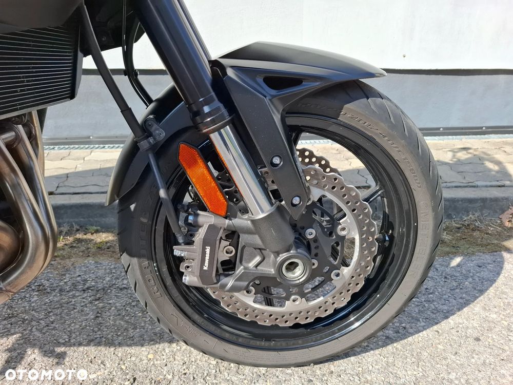 Kawasaki Versys 1000 - 10