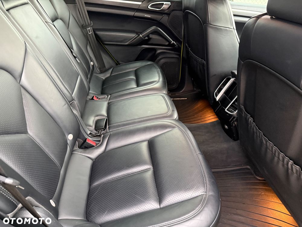 Porsche Cayenne S Diesel - 13