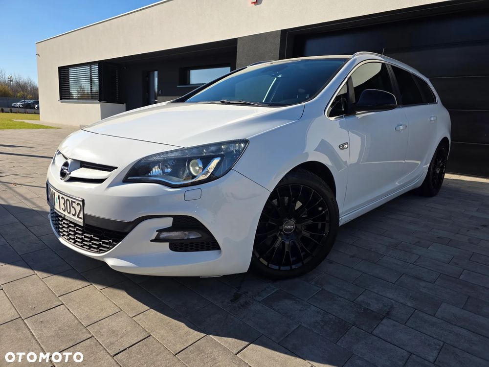 Opel Astra 2.0 BiTurbo CDTI DPF ecoFLEX SportsTourer St - 1