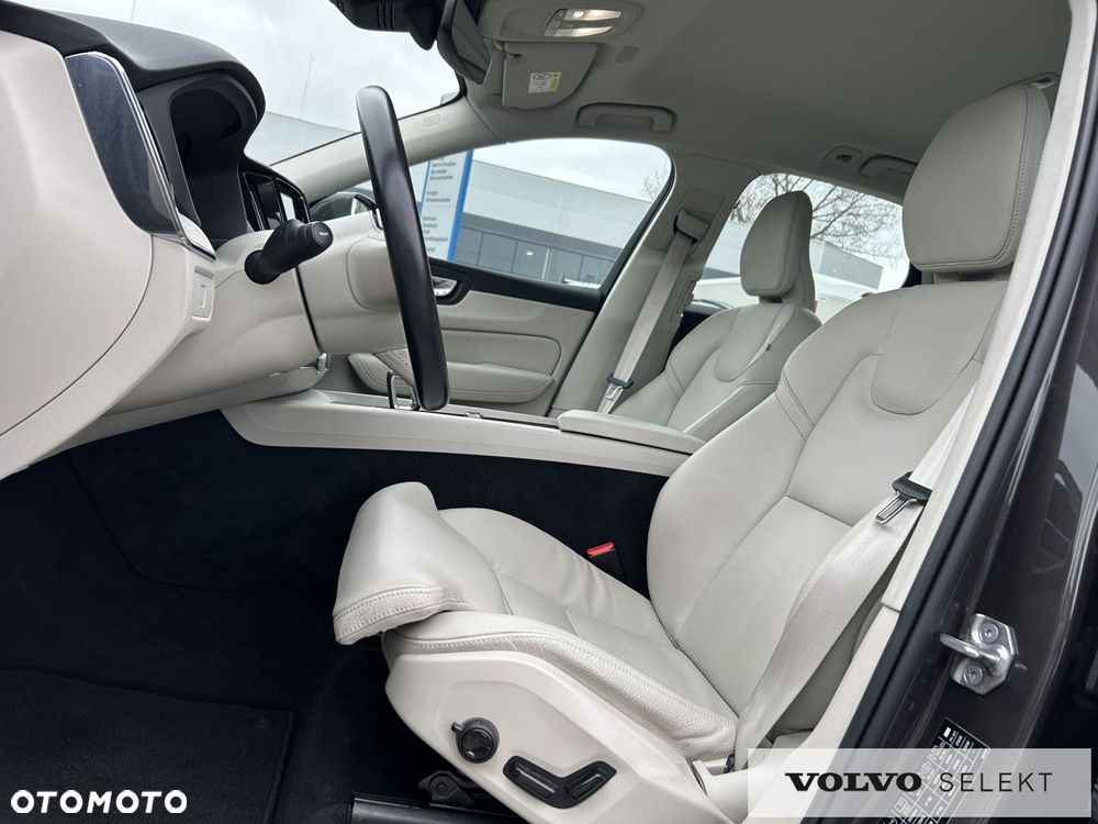 Volvo XC 60 - 13