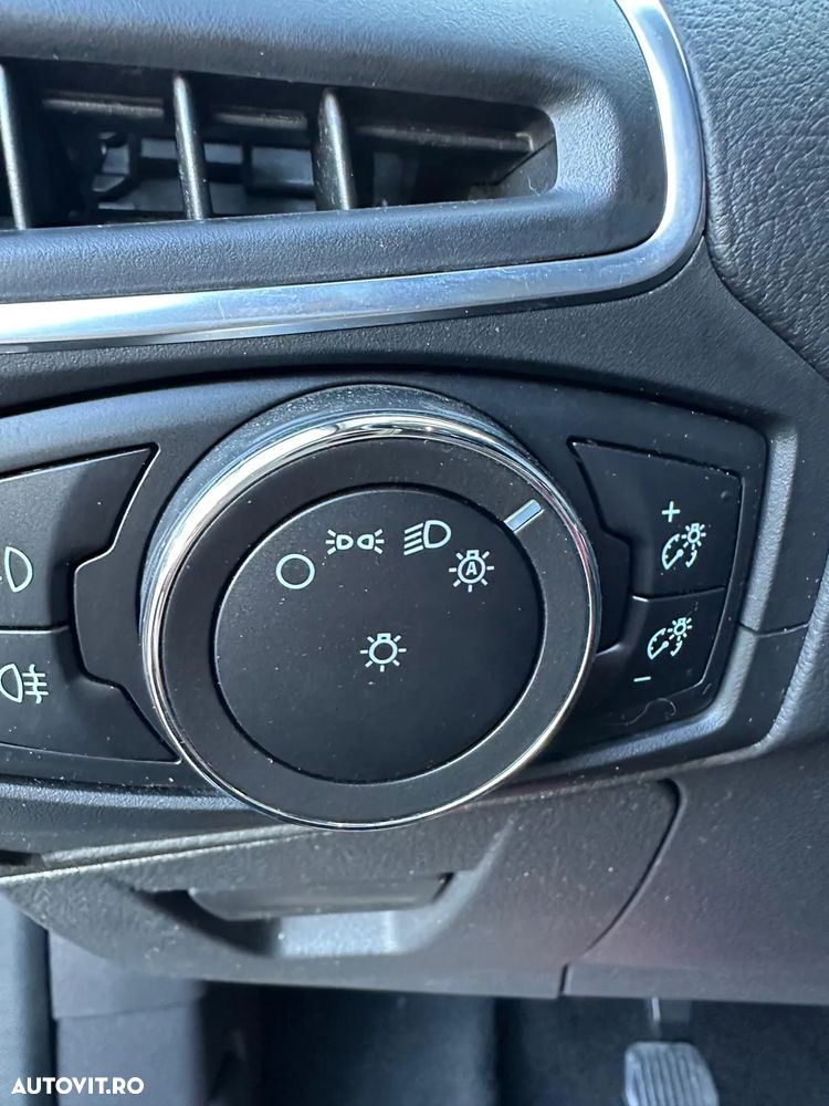 Ford Focus 1.6 TDCi DPF Start-Stopp-System Titanium - 15