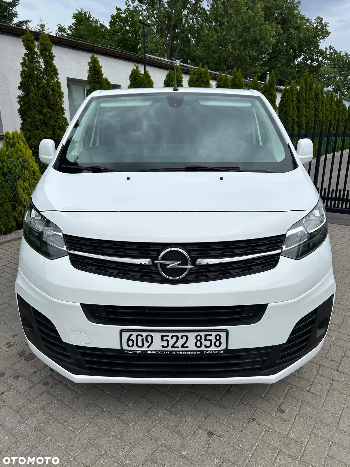 Opel Vivaro - 26