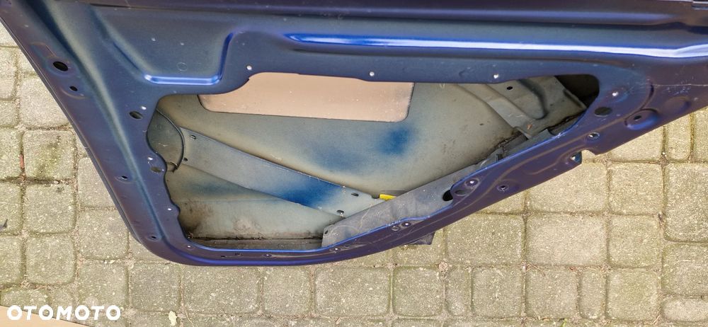 MERCEDES C KLASA W205 KOMBI DRZWI PRAWE TYŁ TYLNE PRAWY A2057320410 - 4