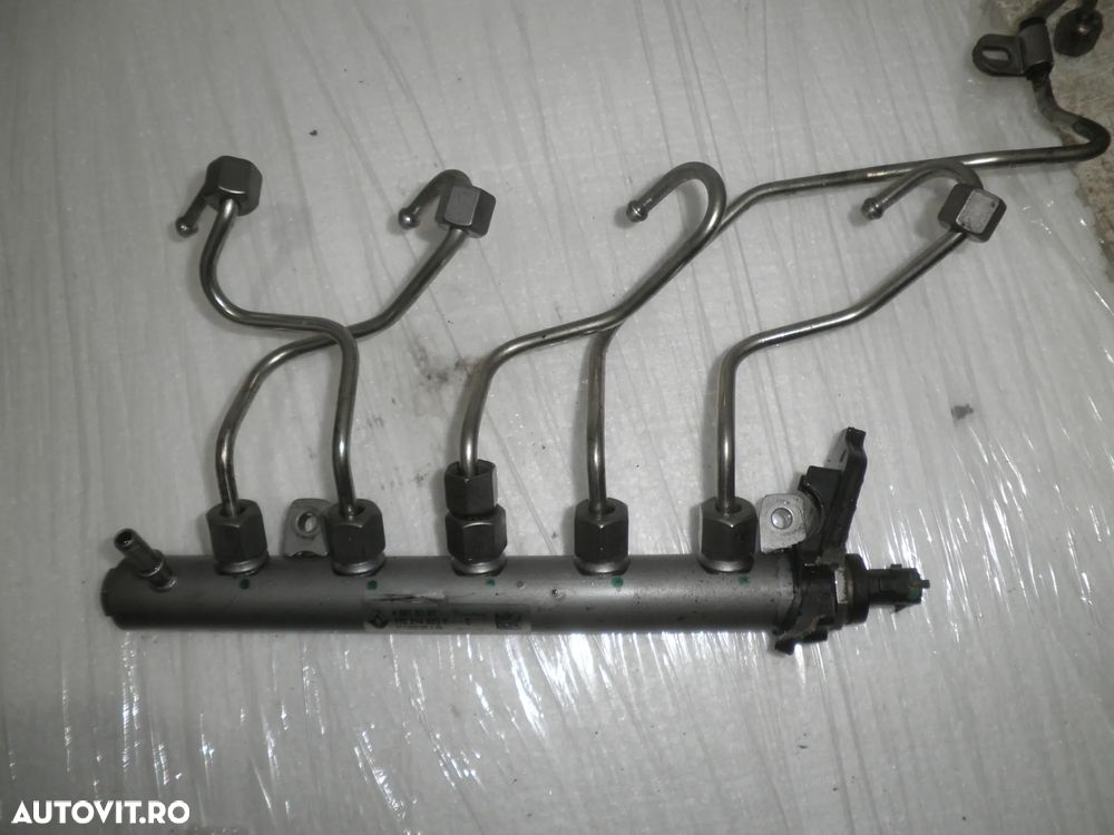 Rampa injectoare + senzori si conducta Renault Espace V 1.6 DCI 2017 175214823R - 1